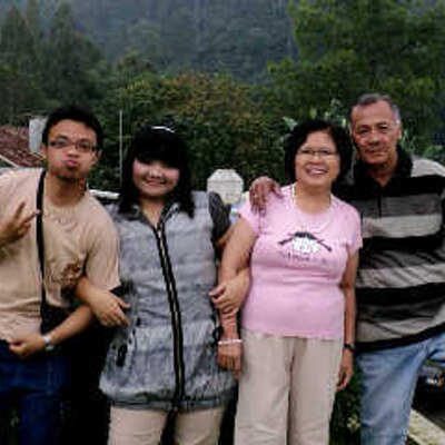 Debora W Chrispeonkrt Herlindapl Gugling Biografi Prof Dr Eka Julianta Wahjoepramono Sp Bs Dokter Bedah Otak Http T Co Jvxv5gjoaf Twitter Debora W Chrispeonkrt Herlindapl Gugling Biografi Prof Dr Eka Julianta Wahjoepramono Sp Bs Dokter Bedah Otak Http T Co Jvxv5gjoaf Twitter