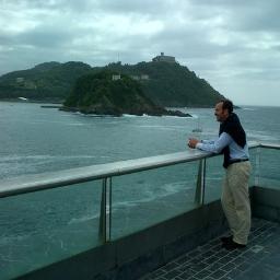 PhD Architect. Research on Architecture and Pharmacy