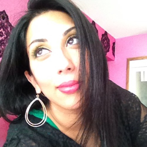 Sherna123's profile picture. 