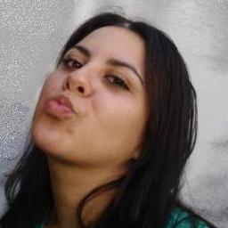 Feliz. Realizada. Amante. Amiga