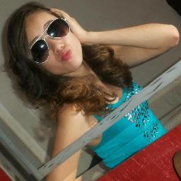 14 anos, Evangélica, São Paulina, Chata, Inteligente, Esperta... e eu COMO MUITO !