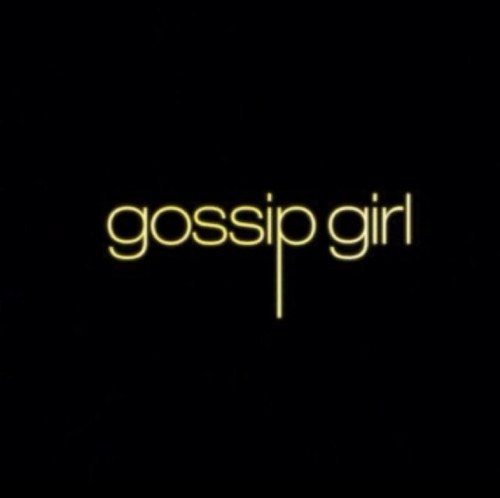 Hey, gossip girsl here! We're from Sweden, Europe! We're gonna update every day about what's happening around! Who am i? That's a secret i never tell! XOXO GG