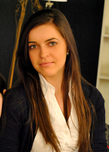 AnnaTudor90's profile picture. 