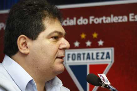 Fake TROLL do Presidente, do Maior Clube e único clube do Estado. http://t.co/Rq9tHD7aLC
