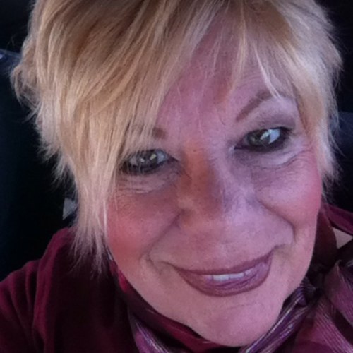 LynnPiccola's profile picture. 