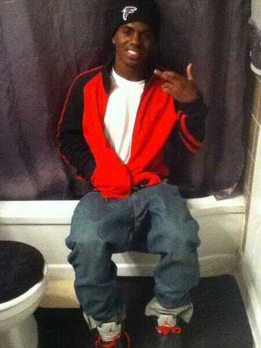 Tell da jack boyz I wish a nigga would-