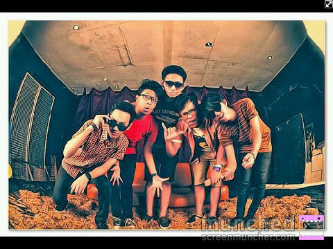 family of @dangerangerock and always ready to dance so let`s dance with us #saysdance