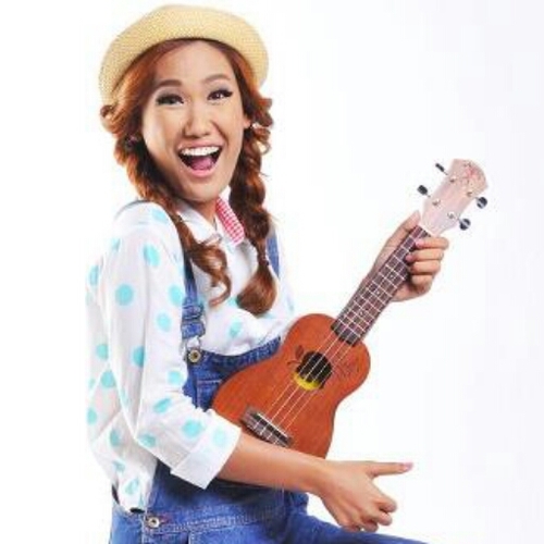 Ukulele Artist