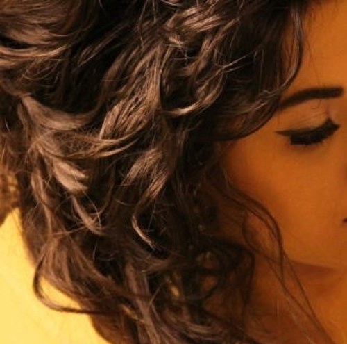 فتاه ذكيه طموحه حبّوبه متسامحه،،احب التواضع والاحترام والاعتذار..واتمنى تروقكم ذائقتي
