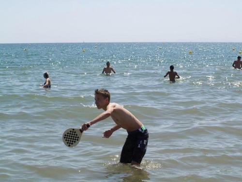 ArDs2903's profile picture. ik ben voetballer bij kvk ninove. Als bijkomende hobby ben ik DJ/muziek producer