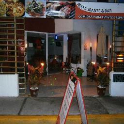 URBAN RESTAURANT BAR Comida Internacional.Mexicana, Española y cortes americanos Wi-Fi gratis,valet paking musica karaoke http://t.co/U3pkFLi3Cf