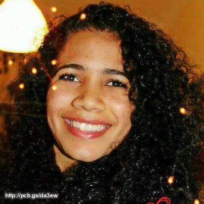 Apaixonada por Deus, pela minha Mãe, por Futebol e pela a Viida! Eu Amo Amar Você Senhor...