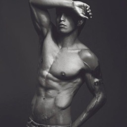 Nutriólogo, Entrenador deportivo, Apasionado de la vida. Actor principiante, Modelo.