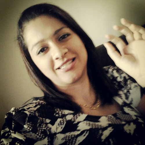 quem se descreve se limita '-' .