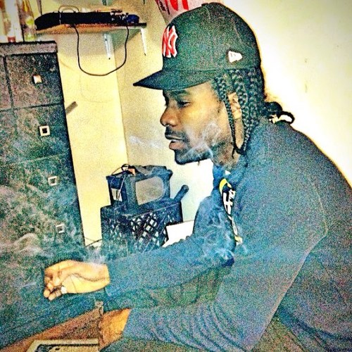 _capochino's profile picture. smooth fly and cool