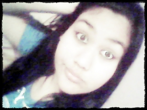 Sou gaucha,tenho 14 anos,ariana,sou ciumenta,tenho geito de mulher e olhar de menina e erro como todo mundo,ate porque não sou perfeita *-*