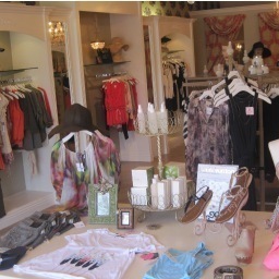 MiamiGirlStore's profile picture. Everything a Girl needs from Clothing to Eyewear, Cosmetics, Health & Fitness. https://t.co/p3iw2LJe2j