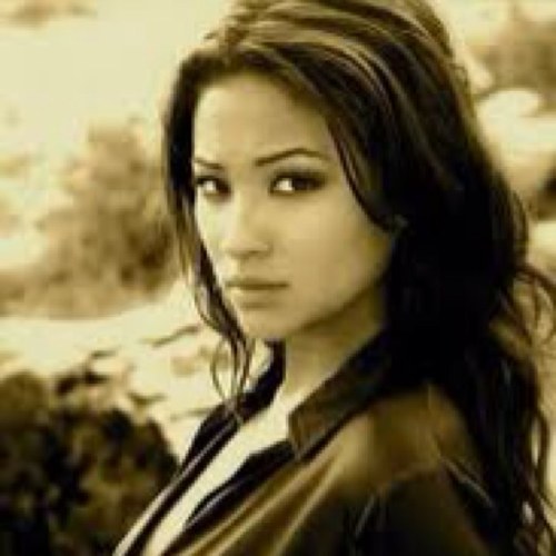 Emily Bennett is the Ancestor of bonnie bennett who is a very power witch and was a hand maiden to Katerina Petrova ||MC-AU-RP||Single||