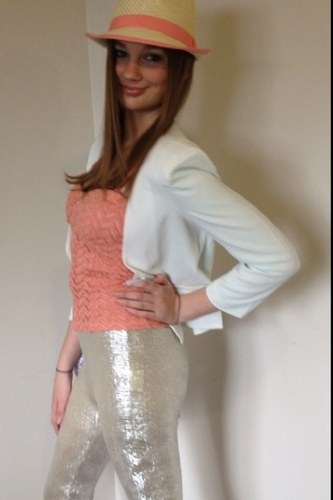 Jules_Rules8's profile picture. Me in 140 characters? Bitch please