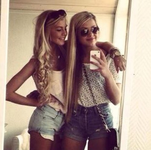 weezyfer's profile picture. i am 18 im not single i am bisexual :) dont be afraid to follow me live love fucking life:) and im bubbly and funny:) but still will have fun and i from CA:)