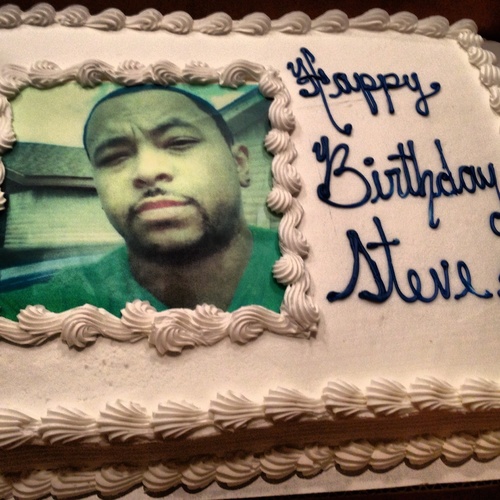 TwitsWillFollow's profile picture. I'm just a man mindin my own fence....but it happens to be on yo property....sue me.....