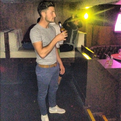 TonyHughes32's profile picture. 