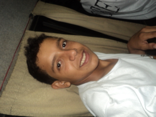 gosto de futebol, jogo basquete e amor meninas sinceras ou alegre *--*