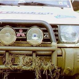 Amantes del Montero Dakar y del 4x4 responsable!