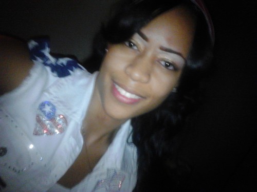 It's my world you bitches just live in it,,if you dont do nothing wit ya self make sure you hit the follow button!!