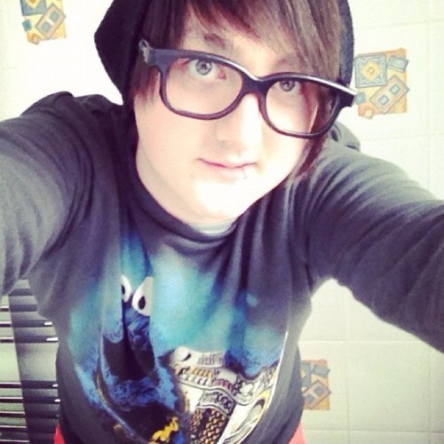 Okay well names jack heaven , im 18 here to make friends and tweet to you guys as muc as possible all i love hardcore music , always here for people also :P