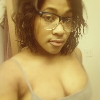 Profile Picture of ▼ K I N G. Dee ▽∅口 (@DickEm_DownDee) on Twitter