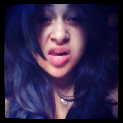 Iris ♥ Follow Me, I'll follow you Freshmen. Single♥'