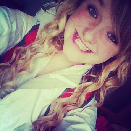 FSmallFry's profile picture. See that follow button? Yeah, Id tap that...