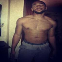 1600BlockJrock's profile picture. 6'4 Playing Football, All Eyez On Me #TeamNorthEast College Bound  18 #ATMG