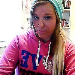 EerikaHautala's profile picture. Blonde// Tanning// Pink// Team Minaj♥ // 18.