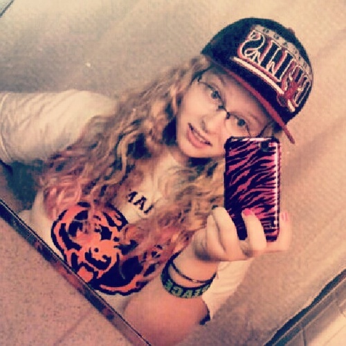 ProdsJewel's profile picture. Im Honey♥Follow My Mindless Ass!ツ I Love Prod&Jacob!(; MB Are My Boys.!(:♬#TeamProd! #JacobJewel♬I Model,Sing,And Dance.