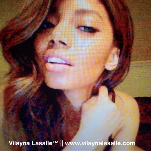 ~ Doing stuff you can't imagine
+ Top Models Latina Spain
+  Published International Model & Actress  
+ IMDB: http://t.co/2zuPZROVwQ