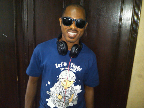 Editor,producer ãήϑ promoter @ soundcity.tv