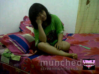 I am pretty girl, sweet, and cheerful