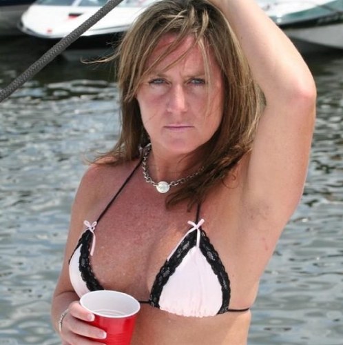 AngelaxxxDallas's profile picture. 42 year old MILF, recently divorced! 1 15 year old son im on here for fun