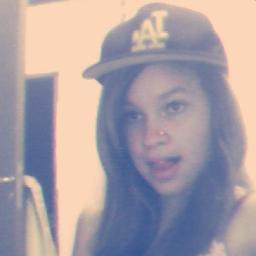 HAHA *-*  baaixinha fooofa dms, contaa cmg quando quiseer ;3 ,  i love iu c2c2 . bjbj *--*    /  @OSJ_Feernanda aqui