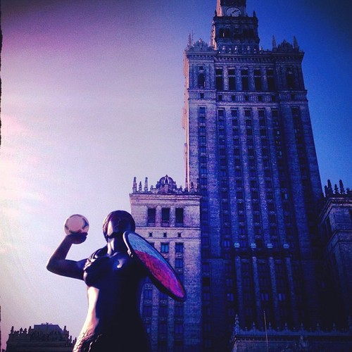 Associate Director at #KnightFrank #Warsaw. Polish Language Learner, Sports and Music fan