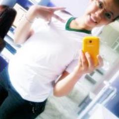 Soou chaataa,Miimaadaa.Choroona,Ciumenta,Marrenta,Amizade aciima dee tuudo Meelhor Amiga e ermÃ @JacqueLoost Gostoou? Da um Follow-mee;;*