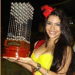 Na Fraqueza, Na Força, Na Tristeza e Na Felicidade, Na Pior e Na Melhor Te Amarei a Cada Batida do Meu Coração Minha ÍDOLA. @WanessaMattos87 #DIVA ♥