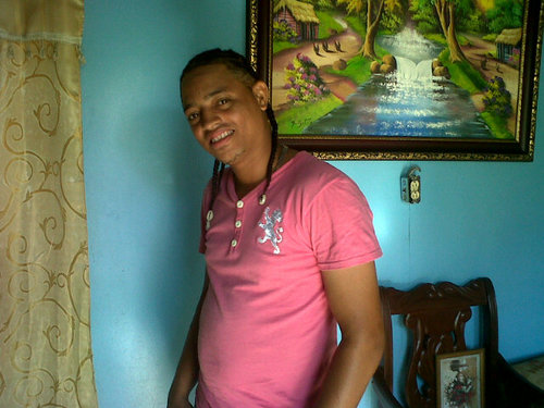 Seguir persona no cuesta nada! Yo sigo y no me afeta en nada? Ya te estoy siguiendo y sino sigueme que yo te sigo!!!!
