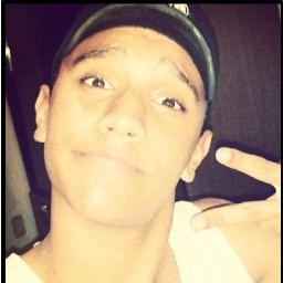 mais vira um dia que a verdade vai surgir , nem bandido nem policia . será o dia do alivio ♪♫