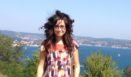 medusaya ozenen, ritim tutkunu, guluyor :)