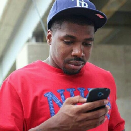I am P.I. Artist/Entertainer. Visit http://t.co/4h191sCKYY for links to youtube. For booking email lt.lucky1@yahoo.com. #ChicagoMusic #M_O_B