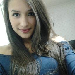 Eu sou difícil de lidar, de conviver, de amar, amo as pessoas que me fazem rir e já vi o fim do mundo algumas vezes e na manhã seguinte estava tudo bem Ƹ̵̡Ӝ̵̨̄Ʒ