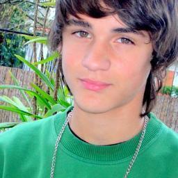 Tus defectos te hacen diferente, y lo diferente es perfecto. Pin:27F60017 «Dios» CON te quiero muchooo♥